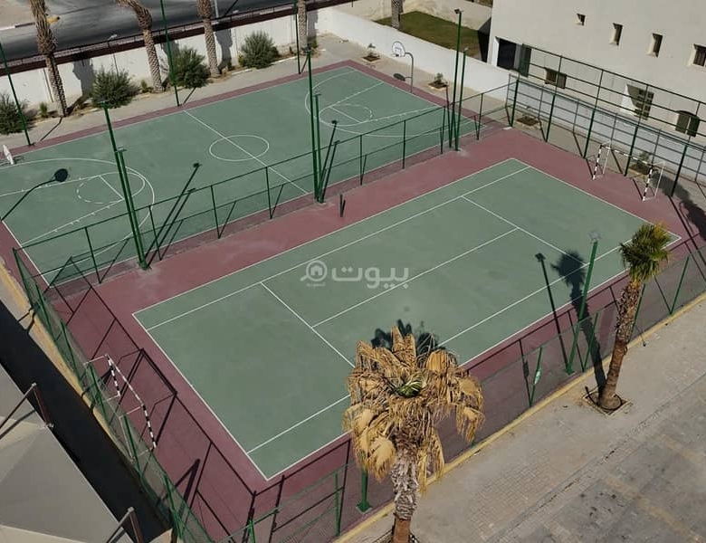 فيلا للإيجار في المزروعية، الأحساء مع 4 غرف بمساحة 27913 م²