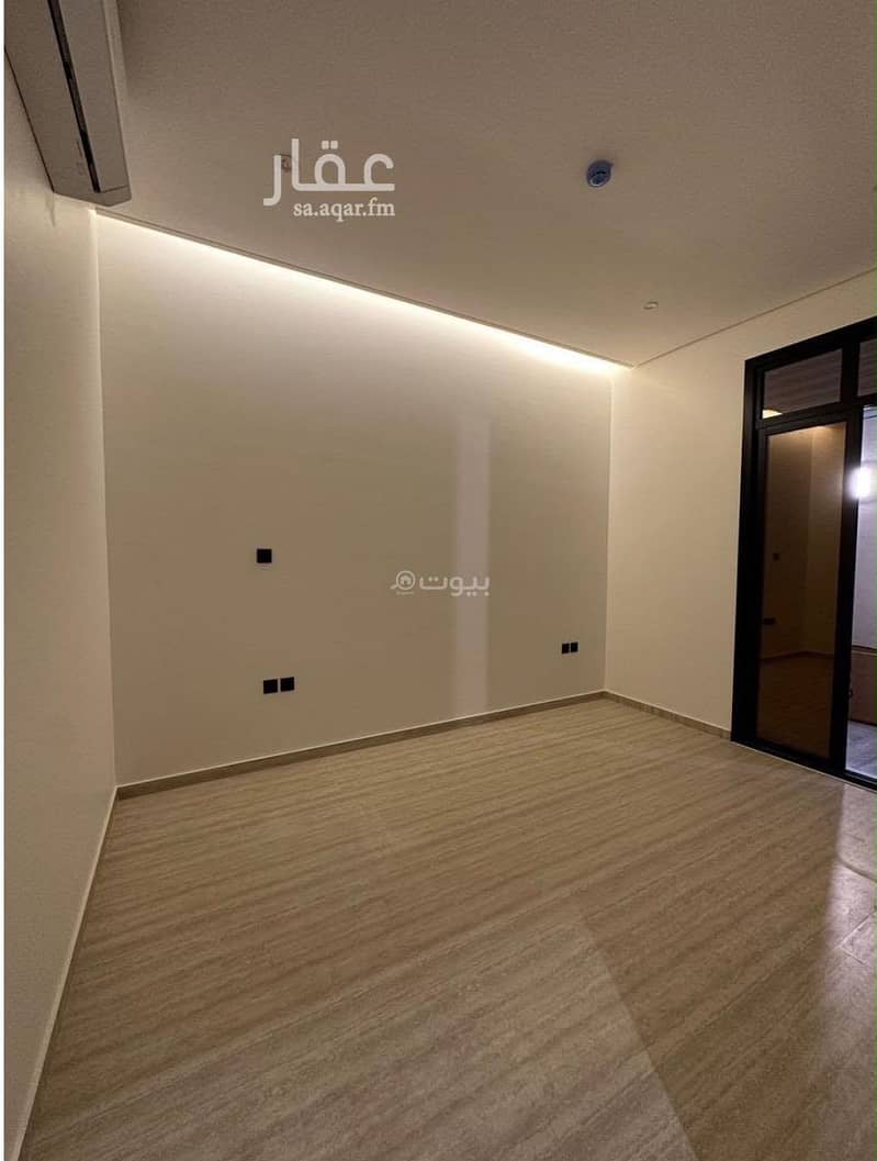 شقة للإيجار بـ4 غرف في Al Aqiq، الرياض مساحة 131 م²