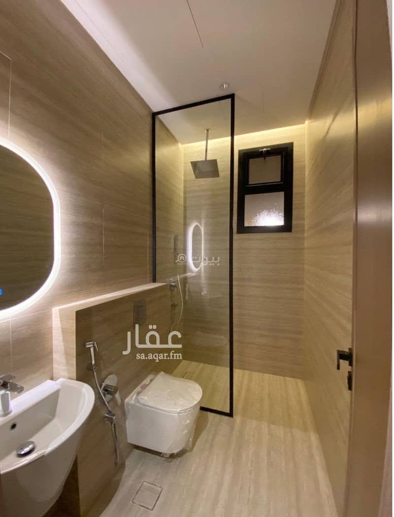 شقة للإيجار بـ4 غرف في Al Aqiq، الرياض مساحة 131 م²