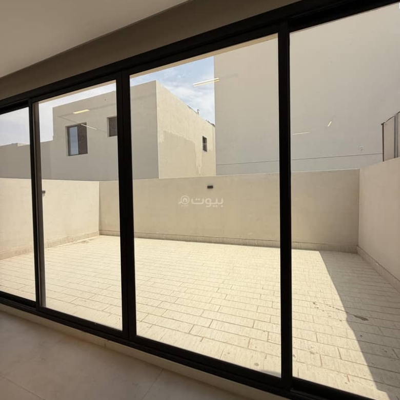 فيلا للإيجار في العارض، الرياض مع 4 غرف بمساحة 250 م²