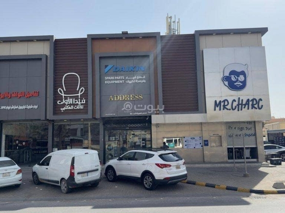شقة للإيجار بـ3 غرف في Al Mursalat، الرياض مساحة 1000 م²