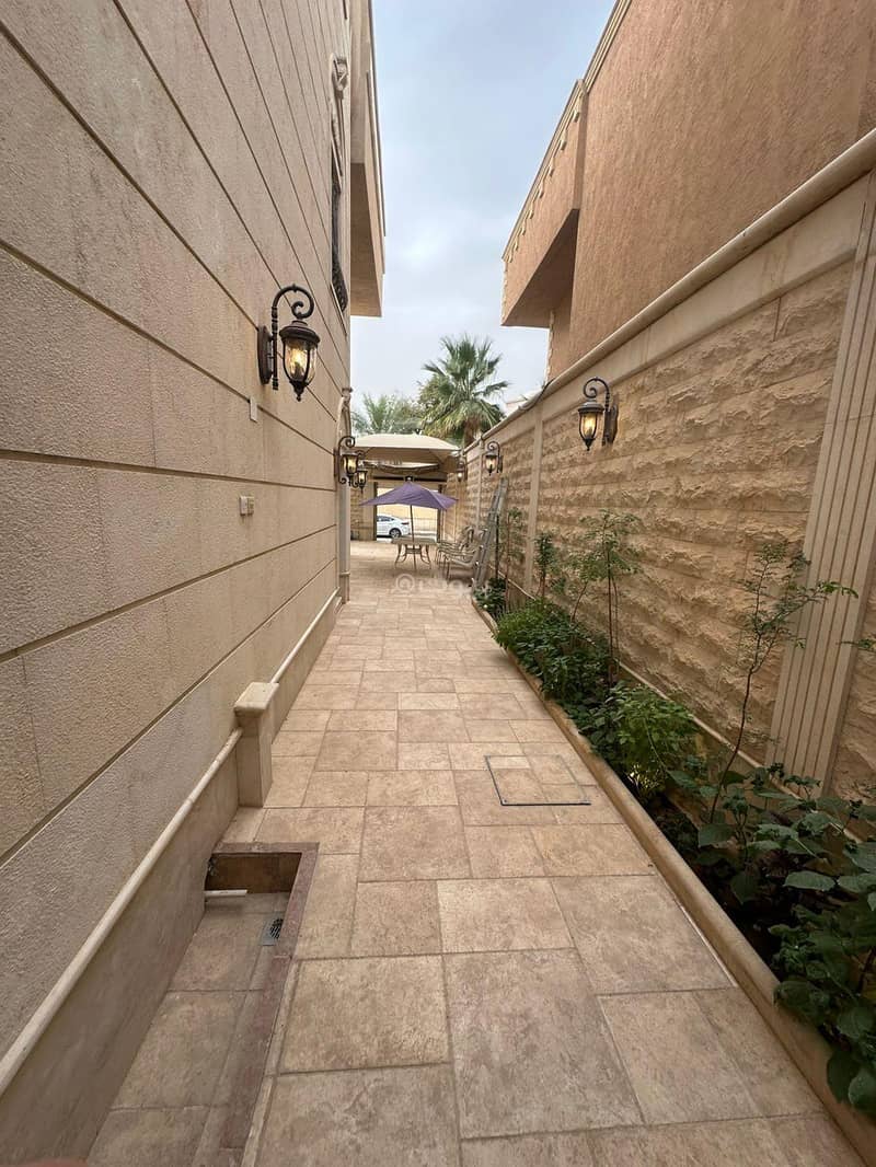 8160649-800×600-1 فيلا للإيجار في الملك سلمان، الرياض مع 6 غرف بمساحة 491 م²