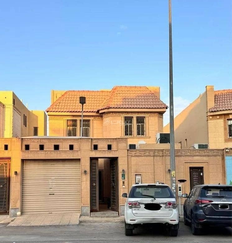 فيلا للإيجار في الحمراء، الرياض مع 7 غرف بمساحة 375 م²