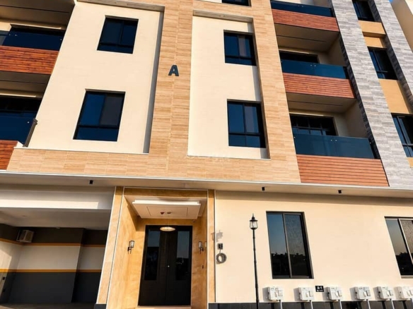 شقة للبيع بـ5 غرف في Al Yarmuk، الرياض مساحة 140 م²
