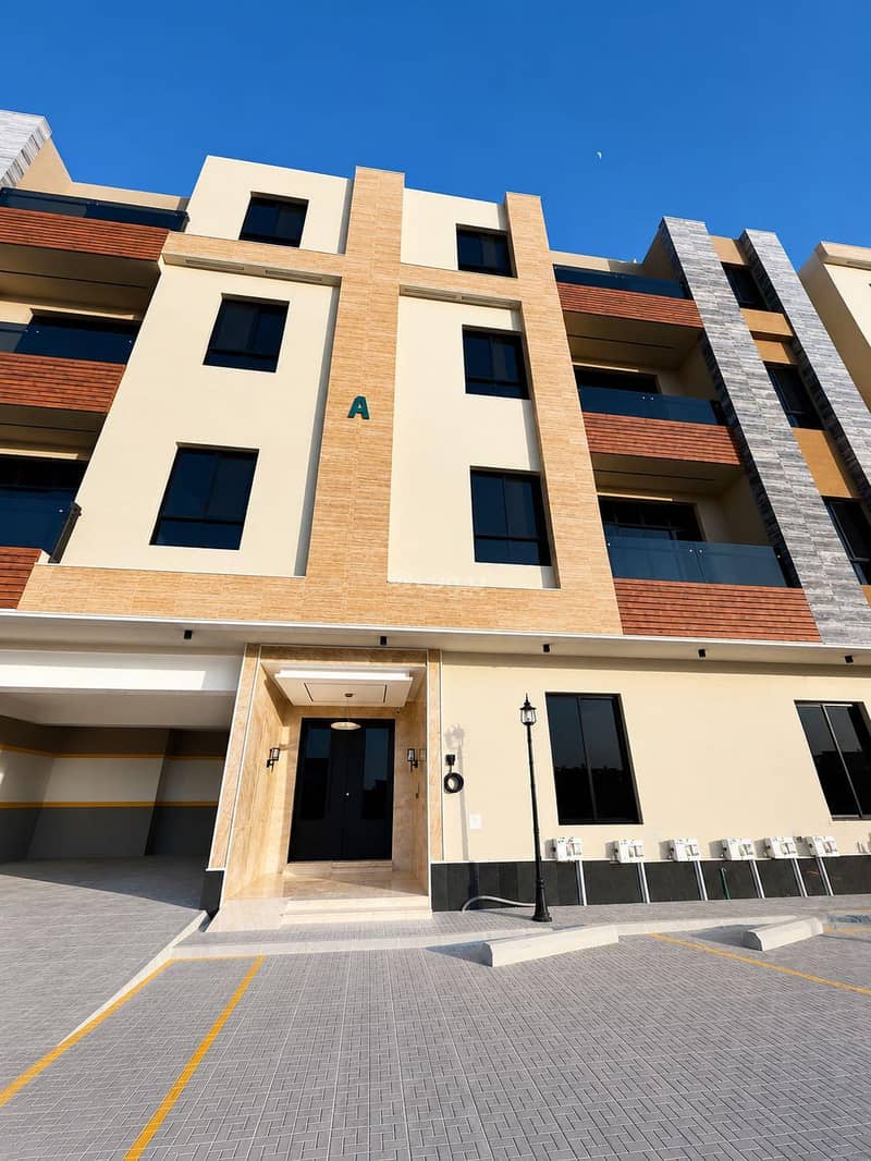 شقة للبيع بـ5 غرف في Al Yarmuk، الرياض مساحة 150 م²