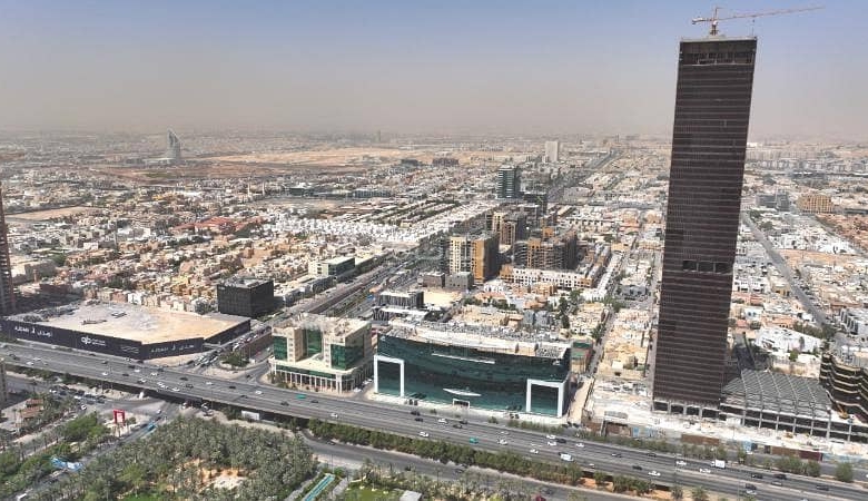 مكتب للإيجار في المحمدية، الرياض بمساحة 900 م²