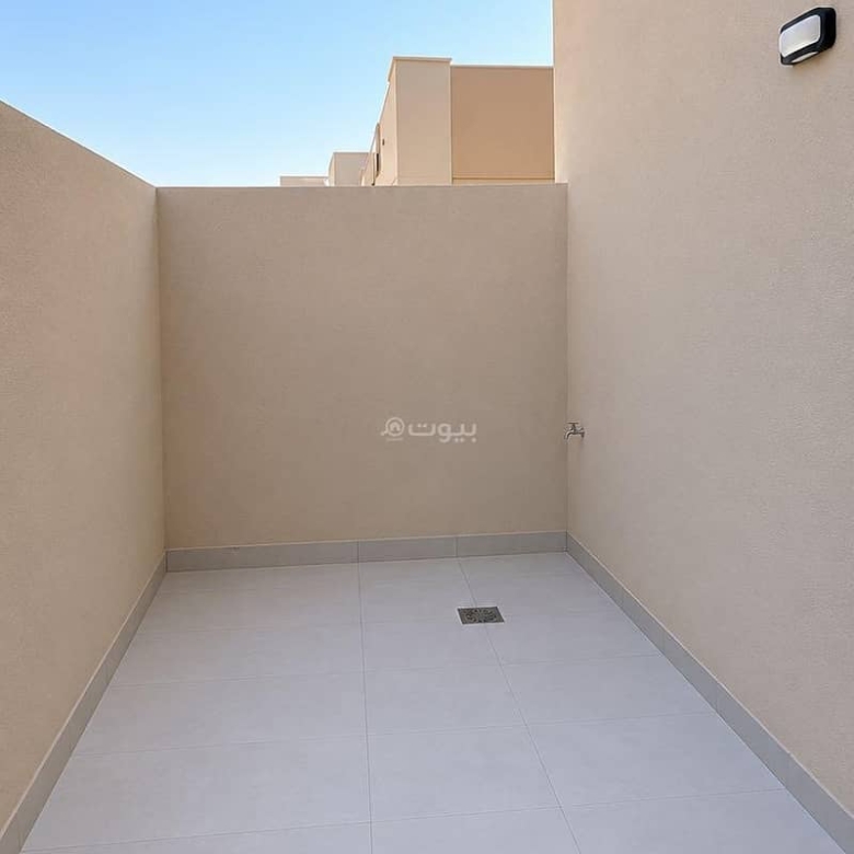 شقة للبيع بـ3 غرف في Al Nadwa District، الرياض مساحة 143 م²