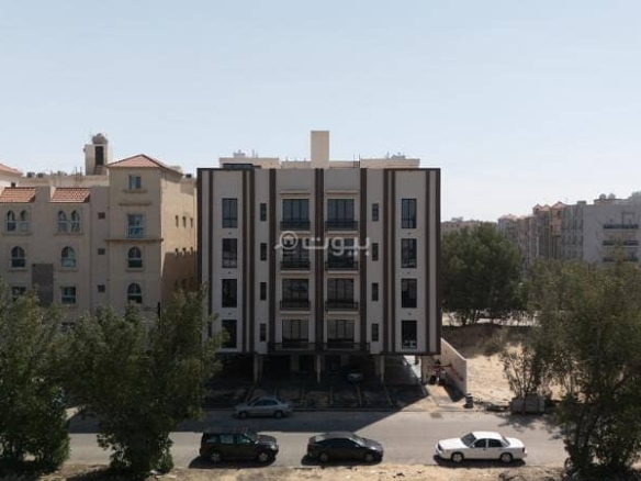 شقة للبيع في الحمراء، الخبر مع 3 غرف بمساحة 133 م²