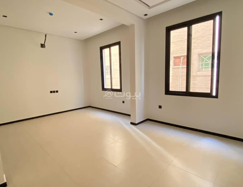 شقة للبيع بـ4 غرف في Al Yarmuk، الرياض مساحة 141 م²