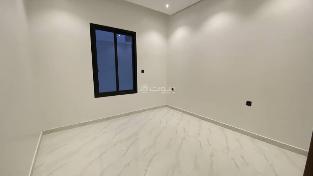 شقة للبيع بـ3 غرف في Ghirnatah، الرياض مساحة 840 م²