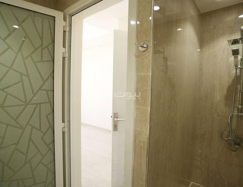 شقة للإيجار بـ3 غرف في Al Sulimaniyah، الرياض مساحة 3150 م²