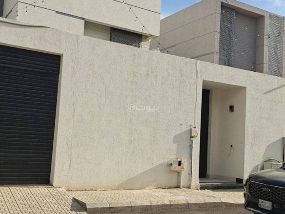 فيلا للإيجار في العارض، الرياض مع 4 غرف بمساحة 318 م²