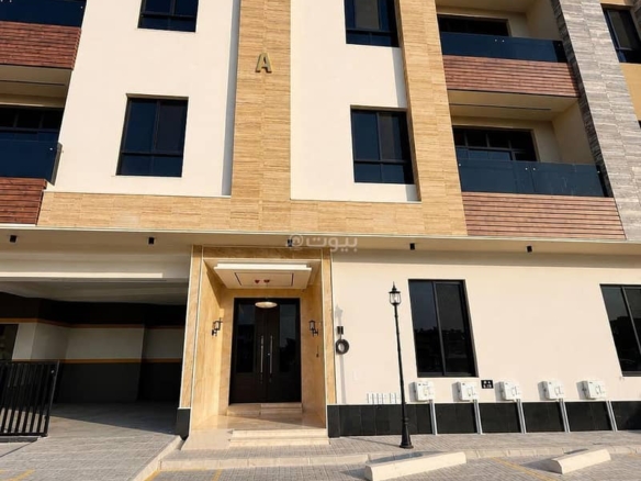 شقة للبيع بـ5 غرف في Al Yarmuk، الرياض مساحة 129 م²