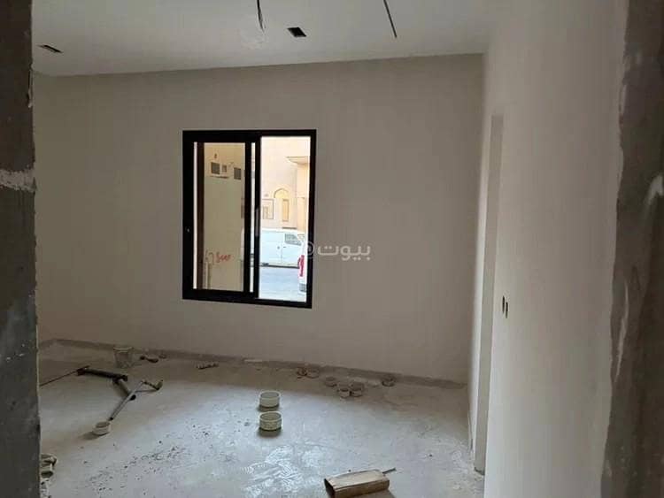 شقة للبيع بـ5 غرف في Al Itsalat Subdivision، الدمام مساحة 900 م²